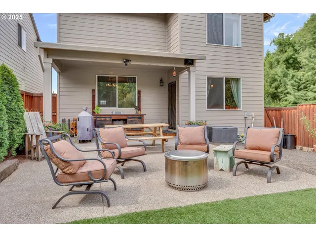 $599,000 | 138 South 7th Street, Carlton, OR 97111