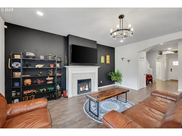 $599,000 | 138 South 7th Street, Carlton, OR 97111