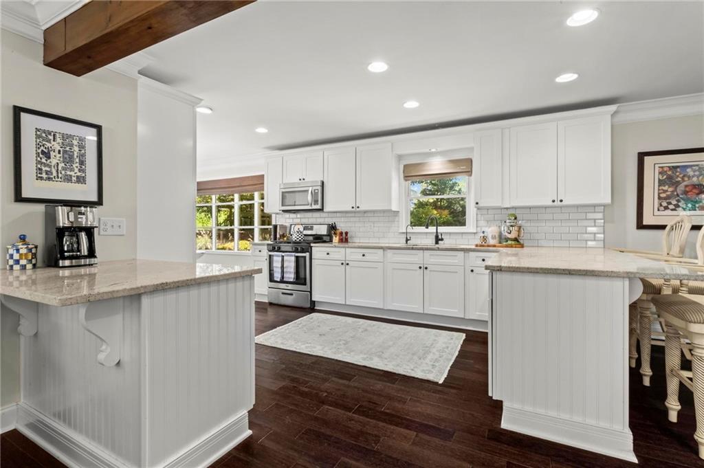 4941 Bedell Road Roswell, GA 30075 - Photo 14 of 39 Gallery Image 14