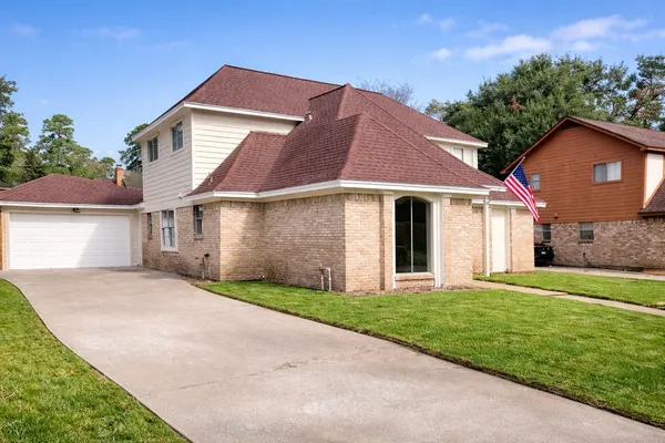$2,395 | 5715 Kiowa Timbers Drive, Humble, TX 77346