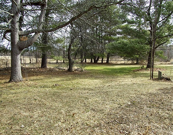 51 Randall Road Berlin, MA 01503 - Photo 7 of 29 Gallery Image 7