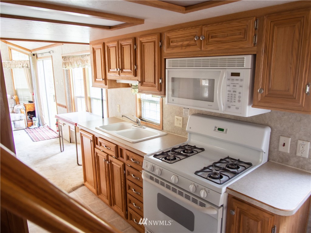 778 Thatcher Pass Road Decatur Island, WA 98221 - Photo 12 of 30