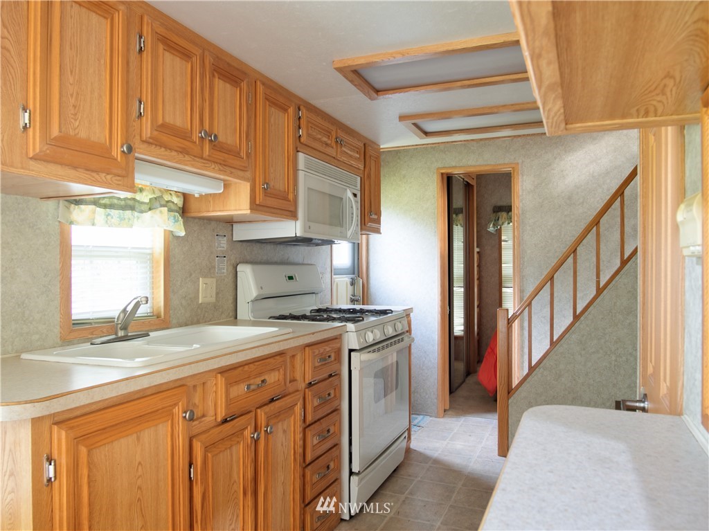 778 Thatcher Pass Road Decatur Island, WA 98221 - Photo 9 of 30