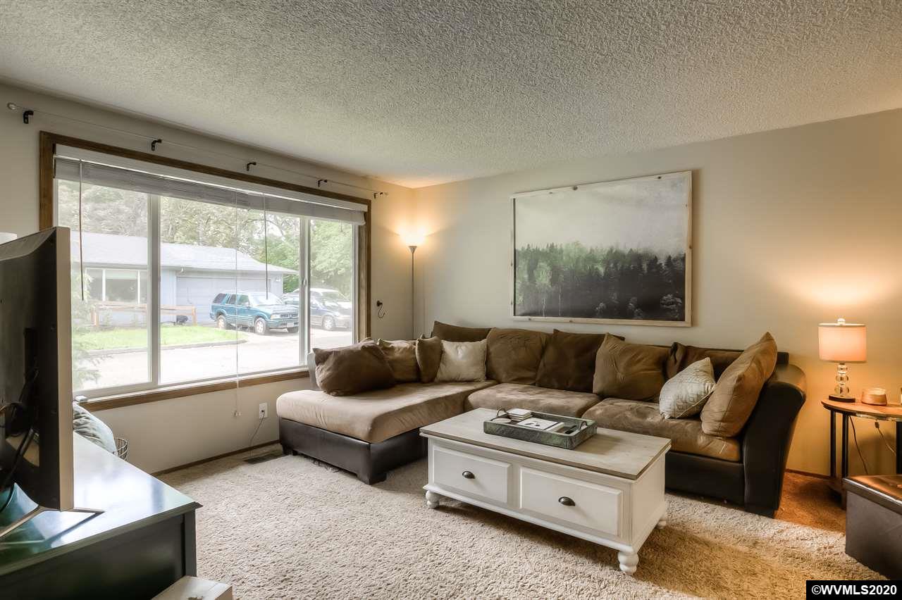 310 Boone Road Southeast Salem, OR 97306 - Photo 7 of 23 Gallery Image 7