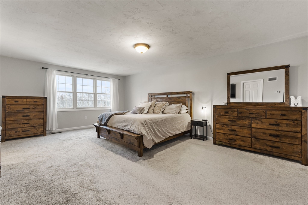 150 Ariel Circle, Unit 150 Sutton, MA 01590 - Photo 18 of 31