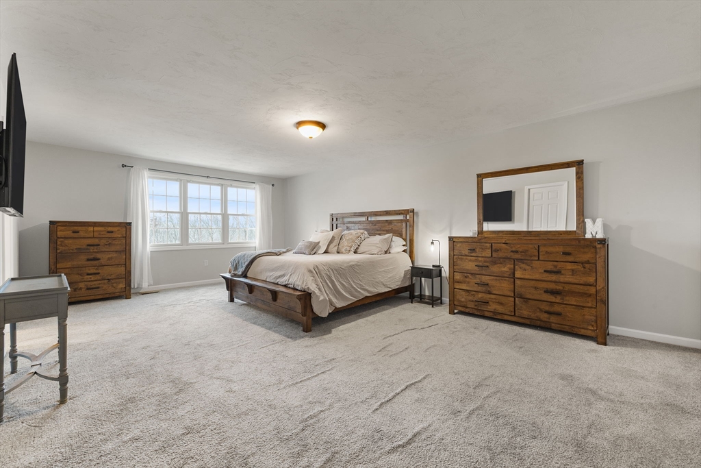 150 Ariel Circle, Unit 150 Sutton, MA 01590 - Photo 19 of 31