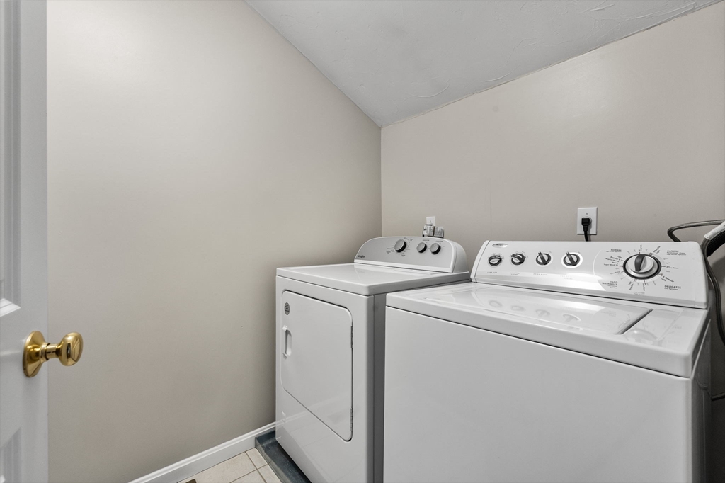 150 Ariel Circle, Unit 150 Sutton, MA 01590 - Photo 26 of 31