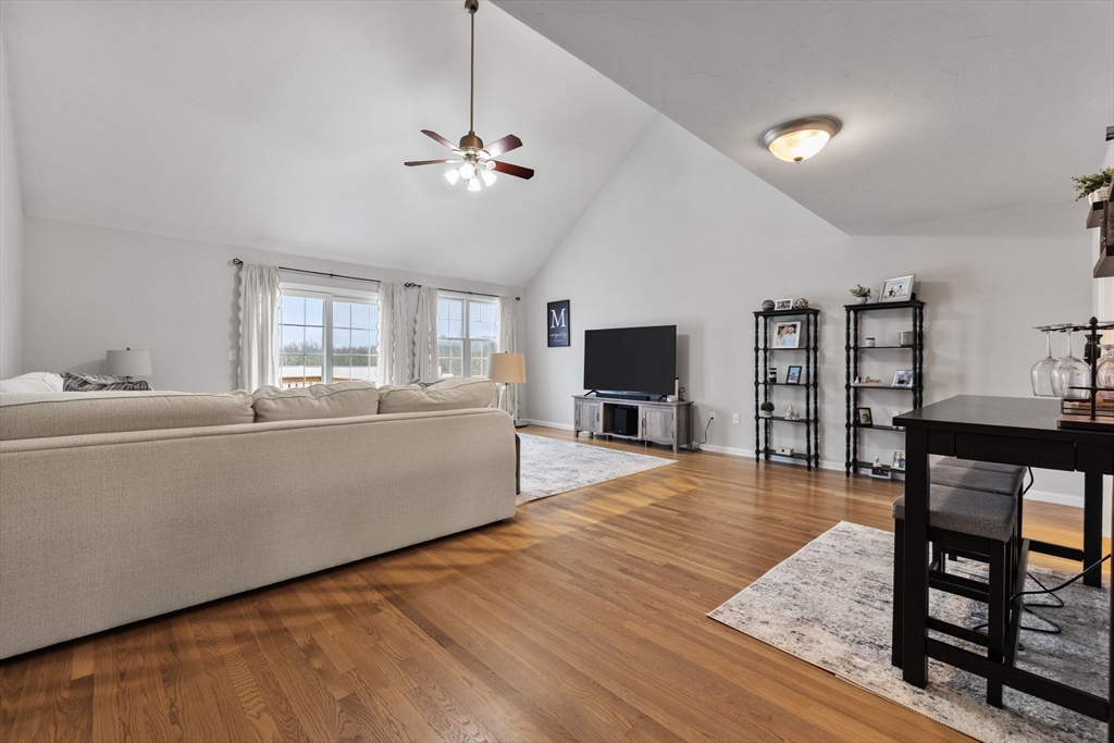 150 Ariel Circle, Unit 150 Sutton, MA 01590 - Photo 10 of 31