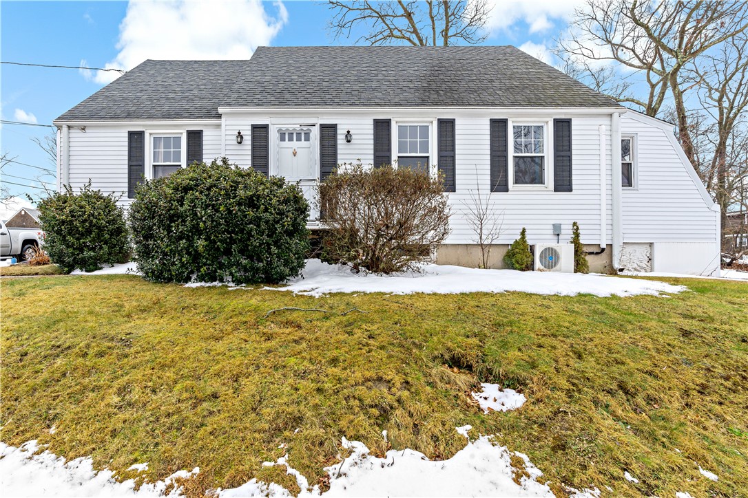 59 Durfee Road Tiverton, RI 02878 - Photo 3 of 30