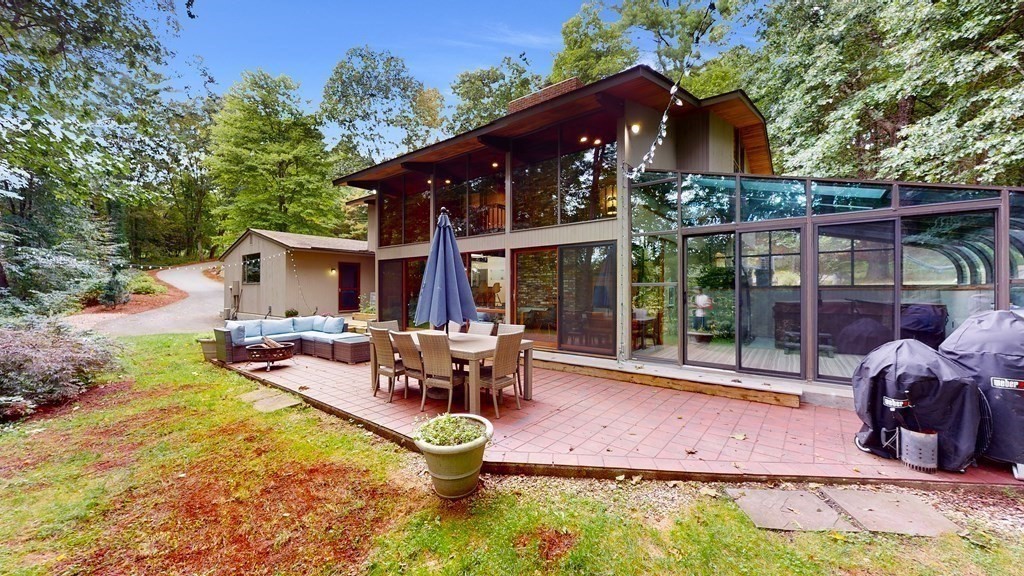 11 Larch Road Acton, MA 01720 - Photo 4 of 29