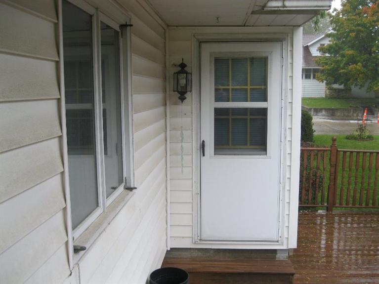 2912 Cleveland Street Clinton, IA 52732 - Photo 17 of 32 Gallery Image 17