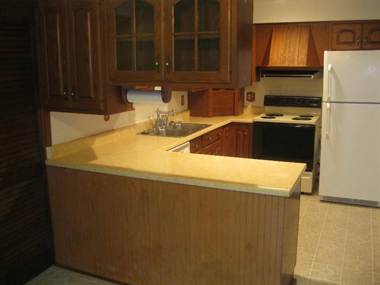 2912 Cleveland Street Clinton, IA 52732 - Photo 6 of 32 Gallery Image 6