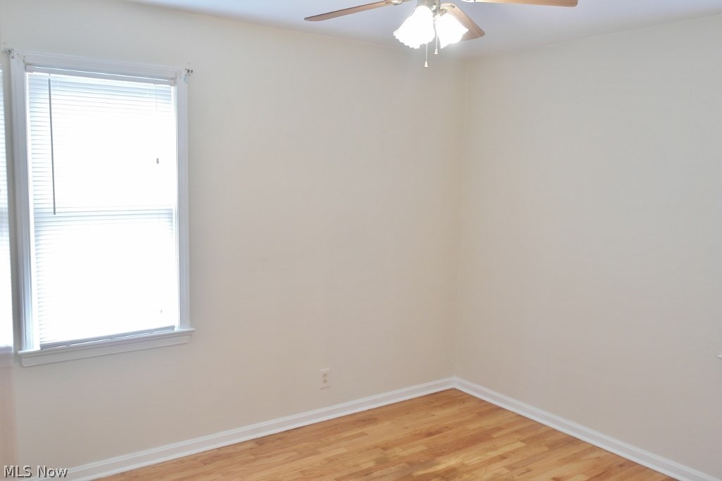 1276 Belrose Road Cleveland, OH 44124 - Photo 7 of 21
