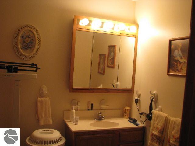 3202 North 17 Road Mesick, MI 49668 - Photo 9 of 21 1736557-8.JPG