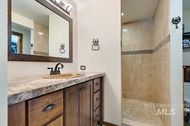 $785,000 | 6110 Highway 52, New Plymouth, ID 83655