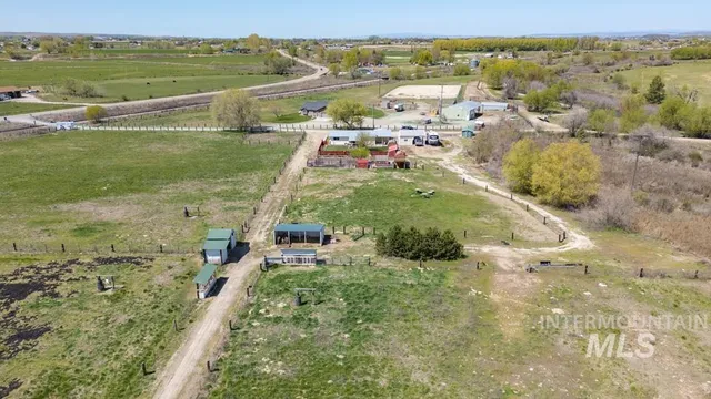 $785,000 | 6110 Highway 52, New Plymouth, ID 83655