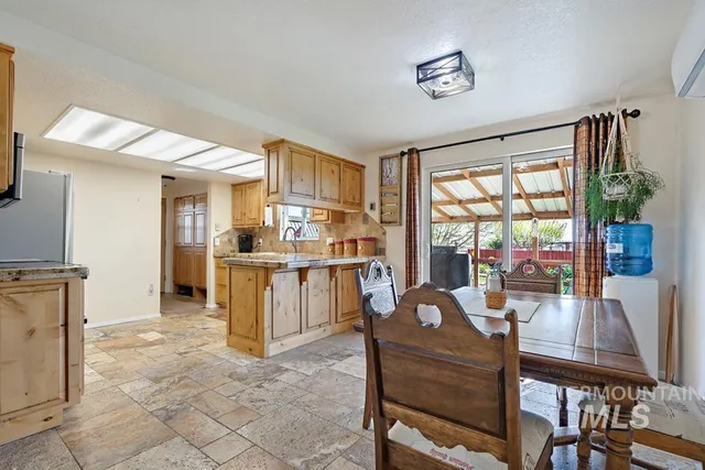 $785,000 | 6110 Highway 52, New Plymouth, ID 83655