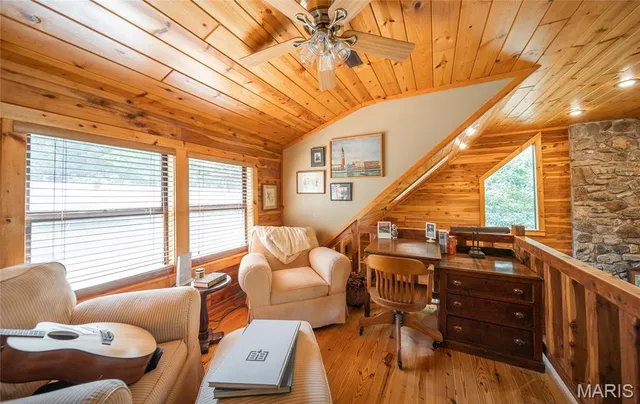 $875,000 | 79 Warren Lane, Pottersville, MO 65790