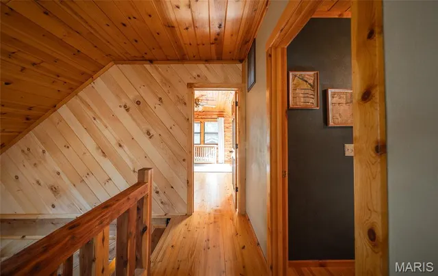 $875,000 | 79 Warren Lane, Pottersville, MO 65790