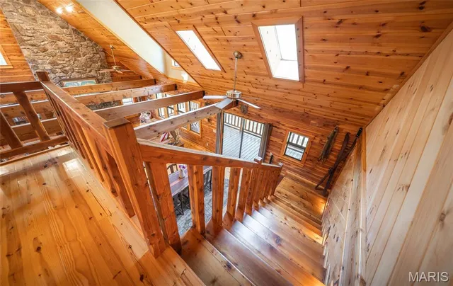 $875,000 | 79 Warren Lane, Pottersville, MO 65790