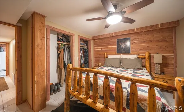 $875,000 | 79 Warren Lane, Pottersville, MO 65790