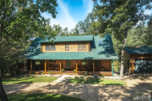 $875,000 | 79 Warren Lane, Pottersville, MO 65790