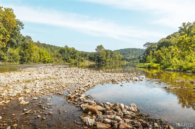 $875,000 | 79 Warren Lane, Pottersville, MO 65790