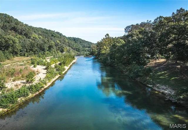 $875,000 | 79 Warren Lane, Pottersville, MO 65790