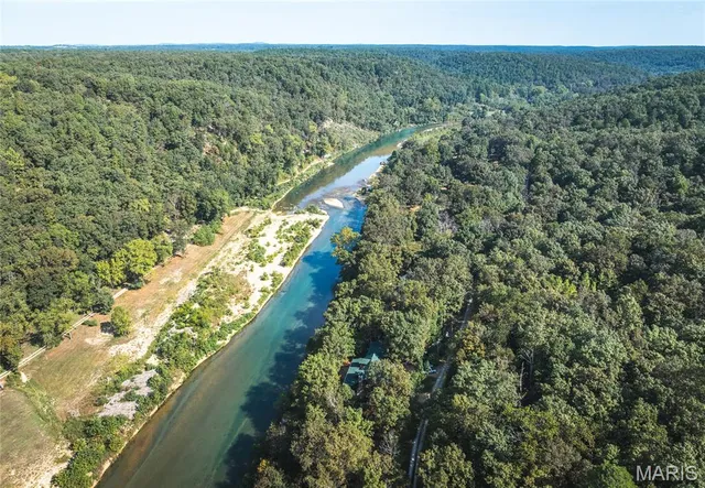 $875,000 | 79 Warren Lane, Pottersville, MO 65790