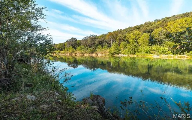 $875,000 | 79 Warren Lane, Pottersville, MO 65790