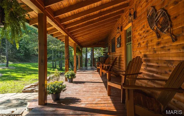 $875,000 | 79 Warren Lane, Pottersville, MO 65790