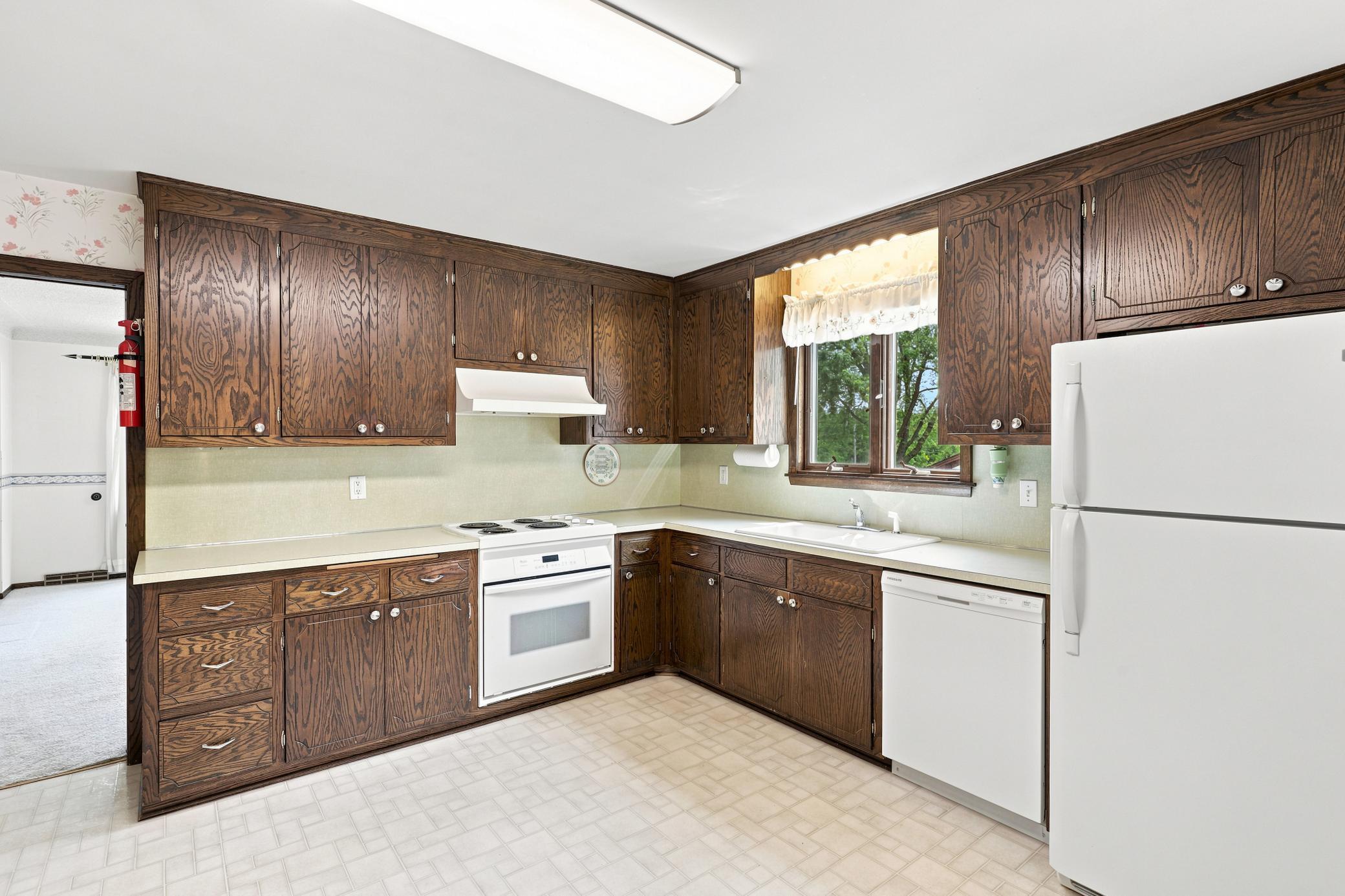 4275 Pilot Knob Road Eagan, MN 55122 - Photo 10 of 45 Gallery Image 10