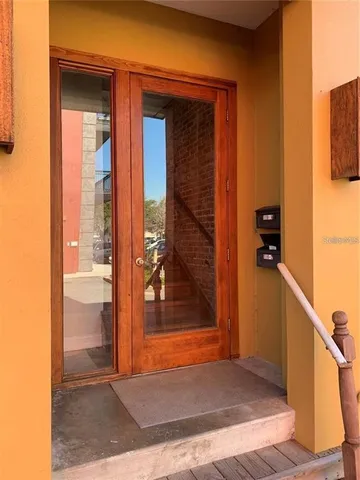 $1,300 | 118 North Eustis Street, Unit 2, Eustis, FL 32726