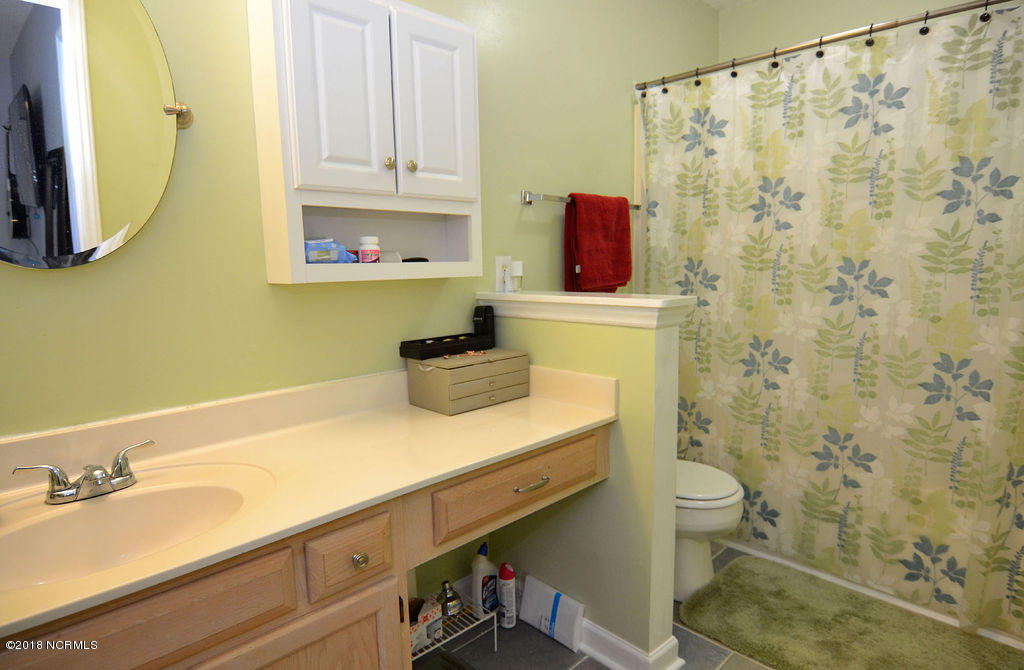 1219 Welborn Road Wilmington, NC 28409 - Photo 18 of 26 Master Bath