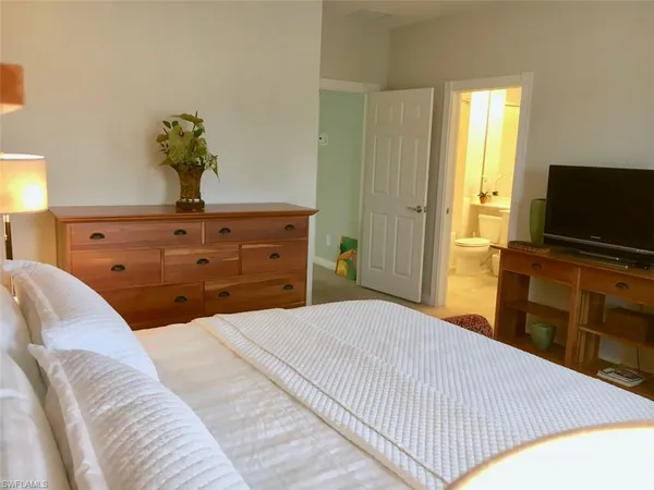 $2,750 | 8047 Sorrento Lane, Naples, FL 34114