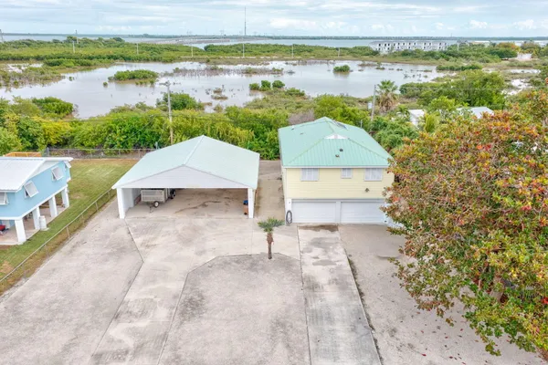 $799,000 | 195 West Shore Drive, Summerland Key, FL 33042