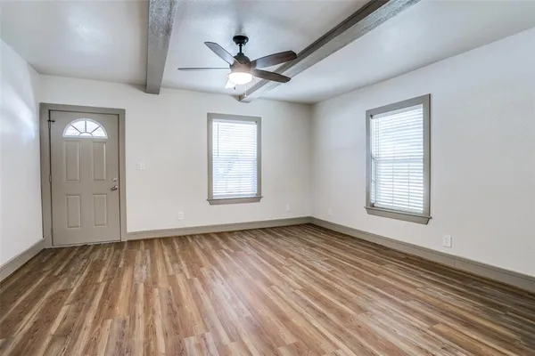 $2,175 | 500 North Pine Street, Roanoke, TX 76262