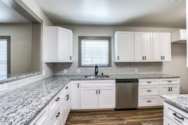 $2,175 | 500 North Pine Street, Roanoke, TX 76262