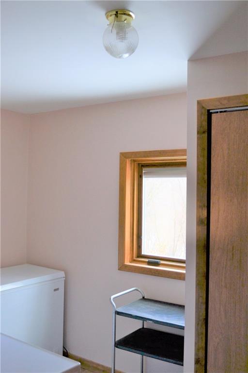 291 Fresh Road Rockwood, PA 15557 - Photo 7 of 25 Gallery Image 7