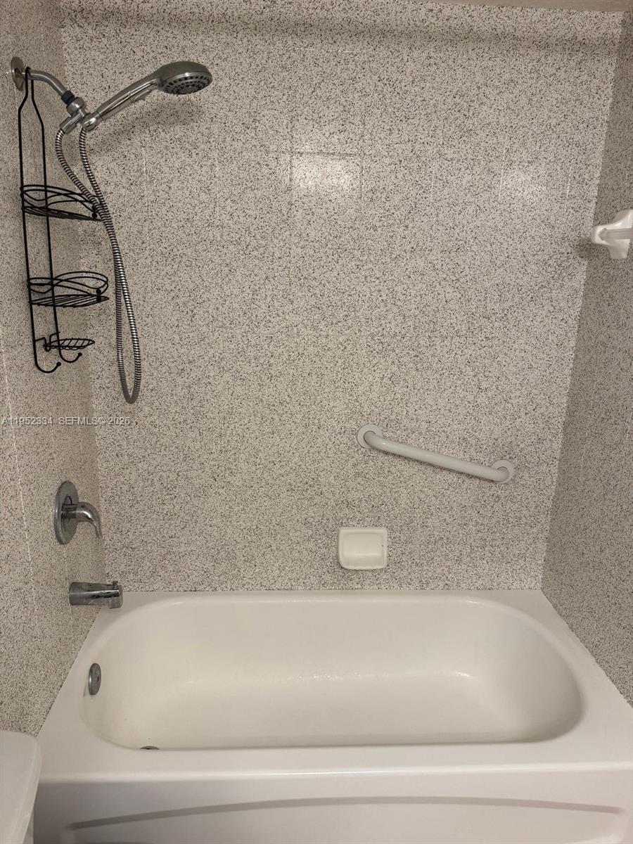 910 Southwest Airoso Boulevard Port St. Lucie, FL 34983 - Photo 9 of 13