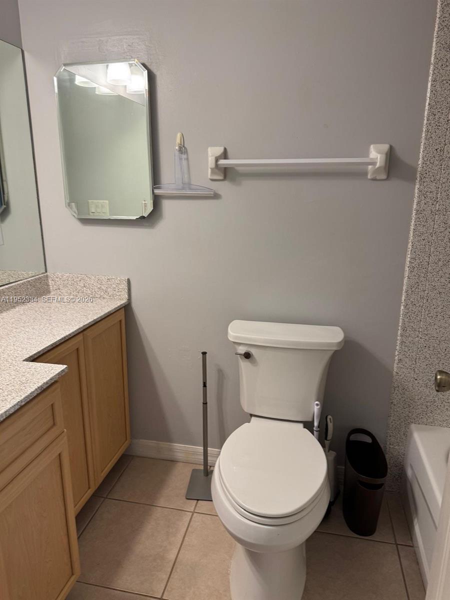 910 Southwest Airoso Boulevard Port St. Lucie, FL 34983 - Photo 10 of 13