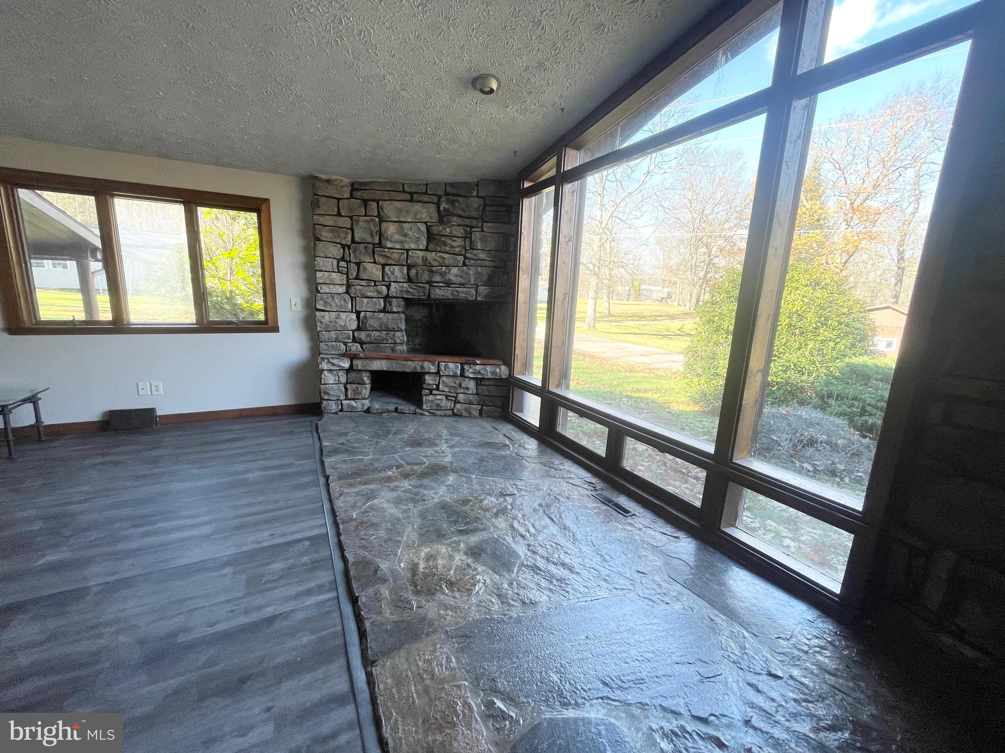 672 Glade Road Friendsville, MD 21531 - Photo 6 of 40 Gallery Image 6