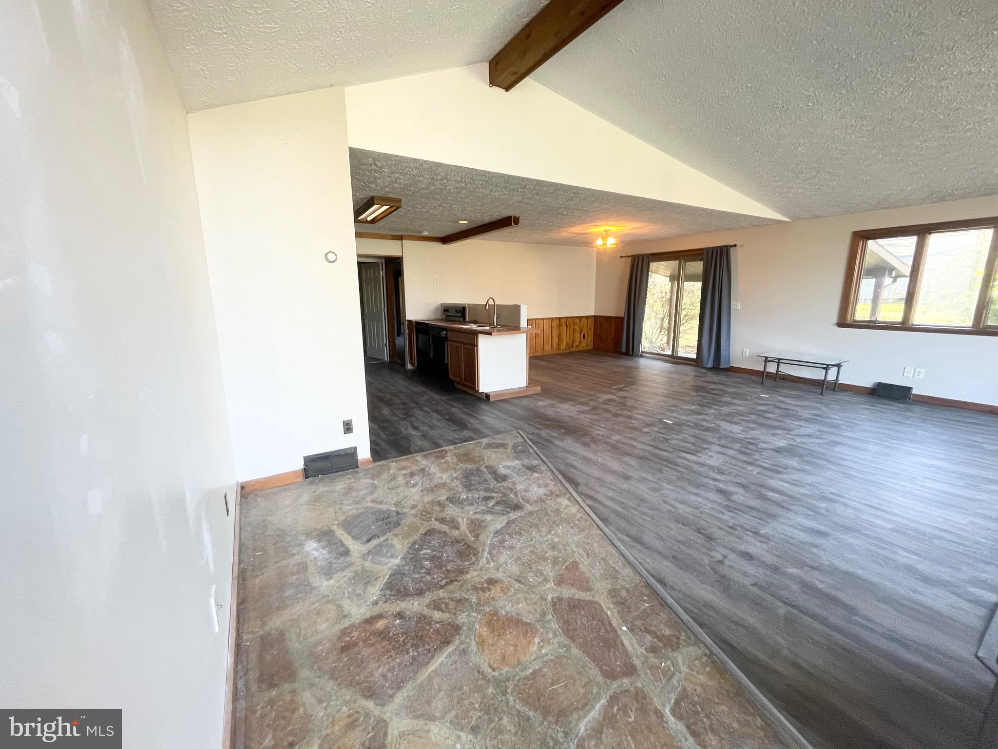 672 Glade Road Friendsville, MD 21531 - Photo 8 of 40 Gallery Image 8