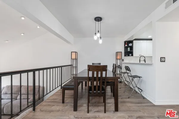 $677,000 | 18415 Collins Street, Unit F, Tarzana, CA 91356