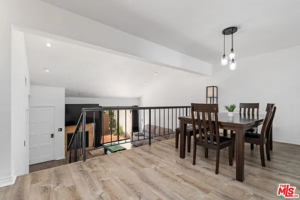 $677,000 | 18415 Collins Street, Unit F, Tarzana, CA 91356
