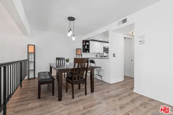 $677,000 | 18415 Collins Street, Unit F, Tarzana, CA 91356