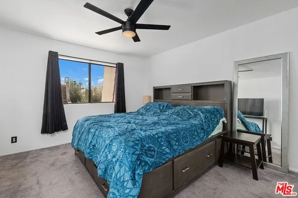 $677,000 | 18415 Collins Street, Unit F, Tarzana, CA 91356