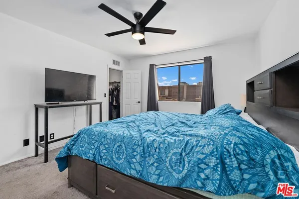 $677,000 | 18415 Collins Street, Unit F, Tarzana, CA 91356