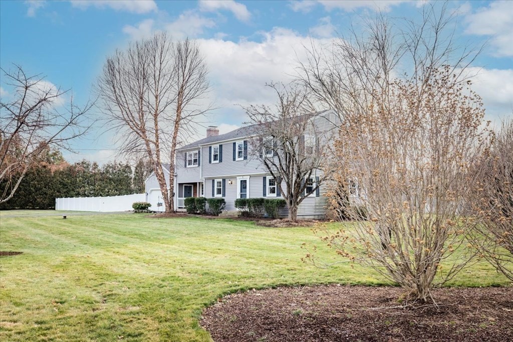 1 Fairview Road Wilbraham, MA 01095 - Photo 2 of 24 Gallery Image 2