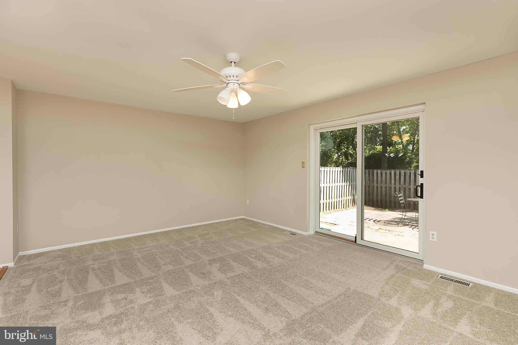 9791 Early Spring Way Columbia, MD 21046 - Photo 12 of 31 Living Room (alt view)